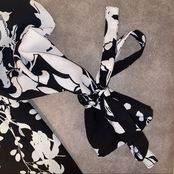 VERO MODA Floral Blouse - Picture 4 of 4